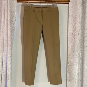 GAP  EUC Slim Crop Khaki Pants